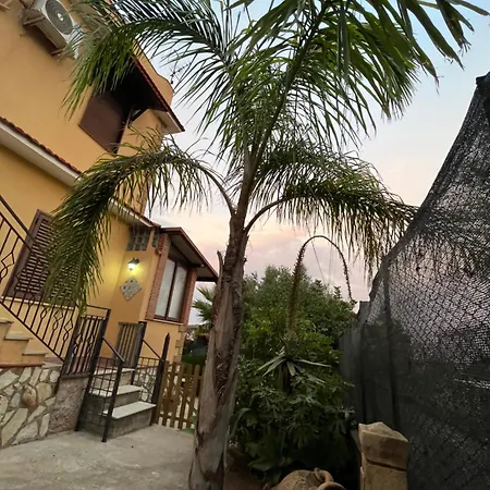 Relax Riservata Intero בית אירוח קאריני